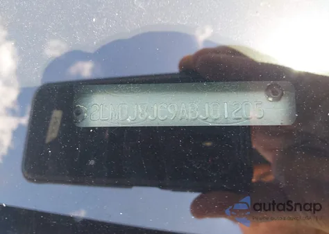 2010 Lincoln Mkx z USA, uszkodzony, nr VIN 2LMDJ8JC9ABJ01205